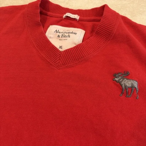 Abercrombie Fitch Mens V Neck Long Sleeve Sweatshirt Pink Moose Muscle Size M - Picture 2 of 6